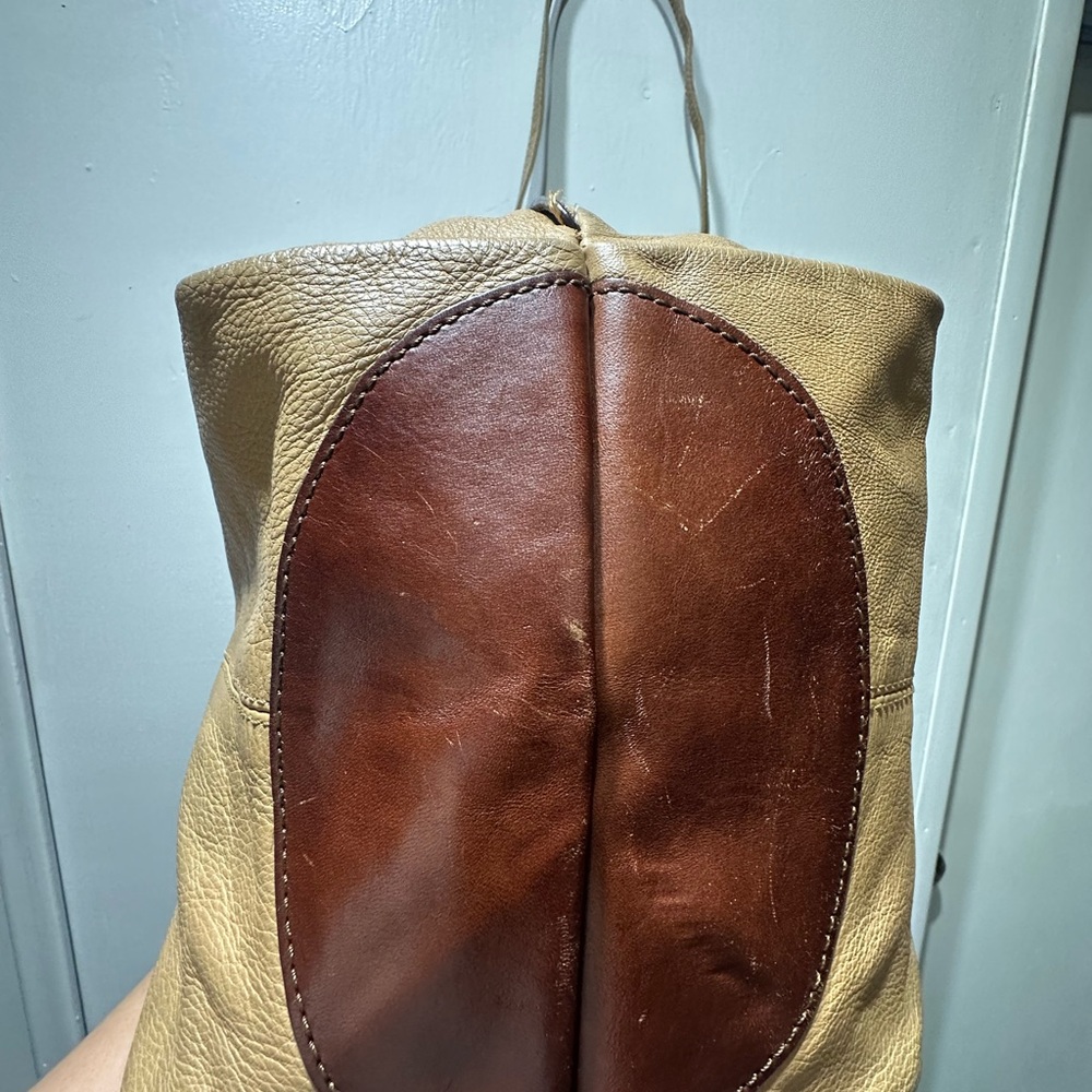 Tan Leather Shoulder Bag - Picture 7 of 8